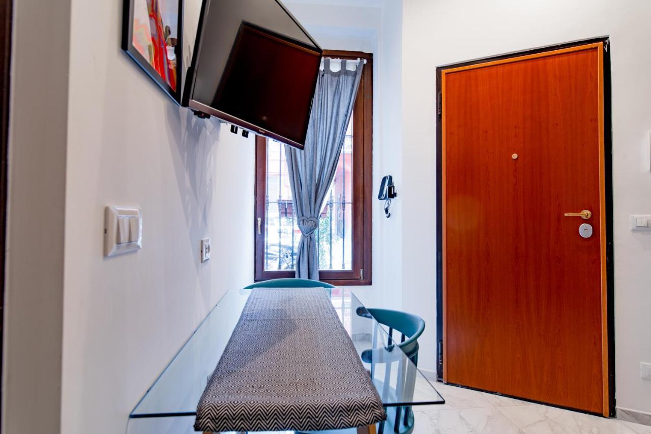 Cavour Central Apartment Турин Экстерьер фото